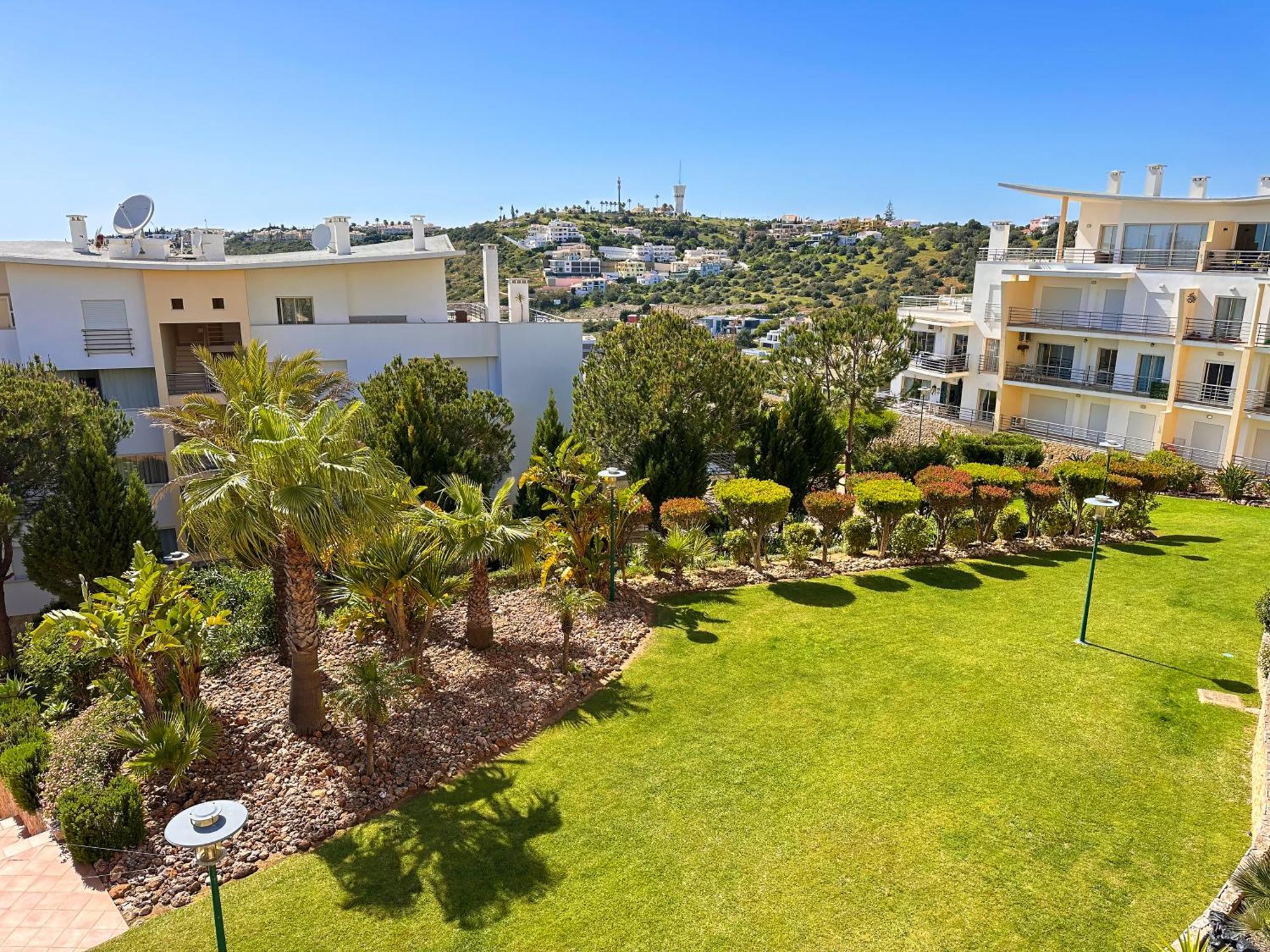 Modern Ocean, Garden & Pool View Condo By Becherish Albufeira Buitenkant foto